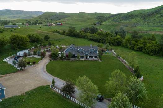 Idaho Homes for Sale with Acreage