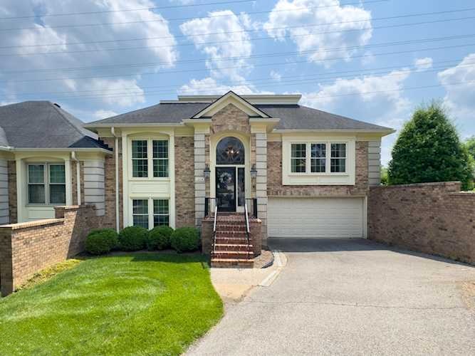 Coach Gate, Louisville, KY Homes for Sale