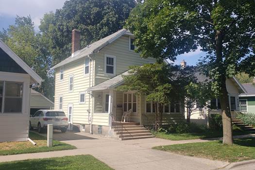 2438 E Mifflin St